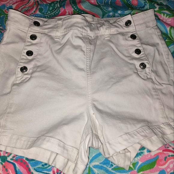 American Eagle Outfitters Pants - American Eagle Next Level stretch high waisted button shorts sz 16